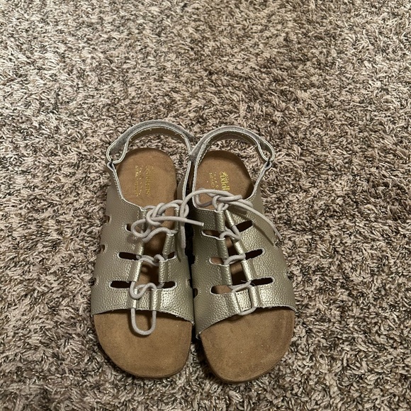 NWOT Cobbie Cuddlers Lace Up Wedge Sandal - Picture 1 of 6